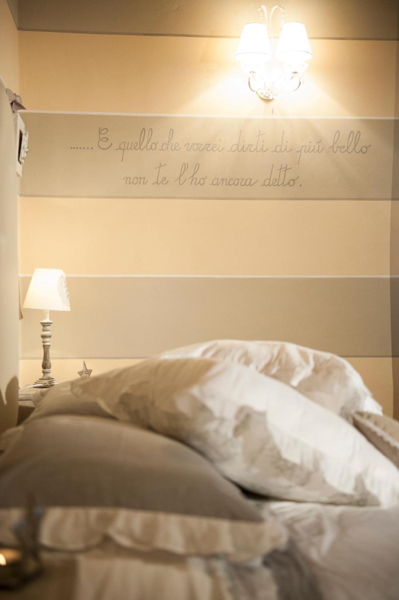Agriturismo Belagaggio Montefollonico Habitación foto