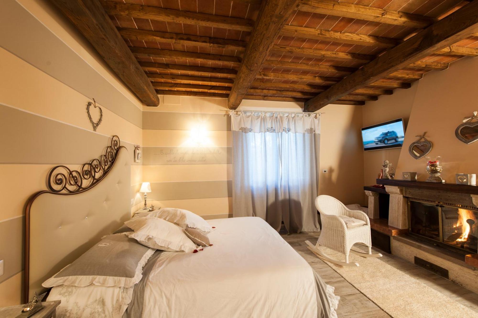 Agriturismo Belagaggio Montefollonico Habitación foto